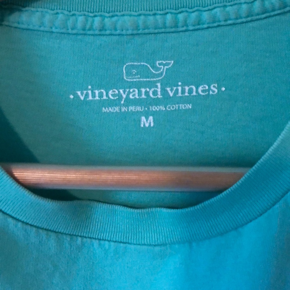 Vineyard Vines T-shirt